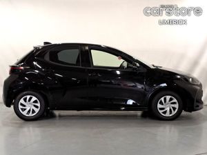 Toyota Yaris 1.0 PET Auto - Image 2