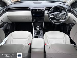 Hyundai Tucson EXECUTIVE PLUS DIESEL 5 5DR - Image 2