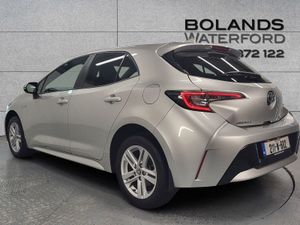 Toyota Corolla 1.8 Hybrid Luna Hatchback Finance - Image 3
