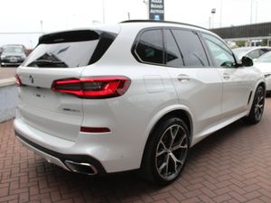 BMW X5 3.0D 35DM-SPORT PLUS 5DR ESTATE AUTOMATIC / - Image 4