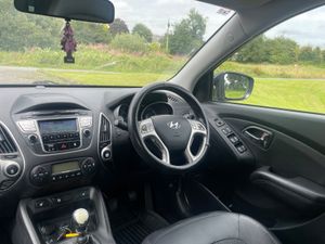 Hyundai ix35 2012 , high spec - Image 4