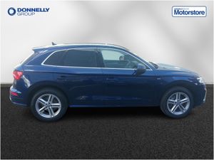 Audi Q5 Diesel Estate S Line - Image 4