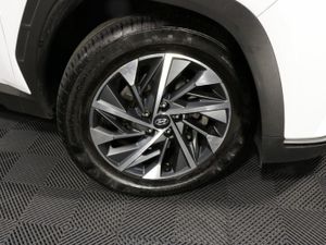 Hyundai Tucson Executive 1.6l Diesel SUV - Image 3