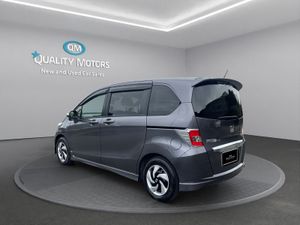 2014 HONDA FREED HYBRID (S50) 6 SEATER - Image 4