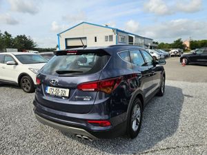 Hyundai Santa Fe 7 Seater - Image 2