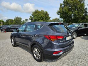 Hyundai Santa Fe 7 Seater - Image 3