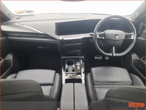 Opel Astra GS Phev 1.6 180ps 8 Speed Auto - Image 4
