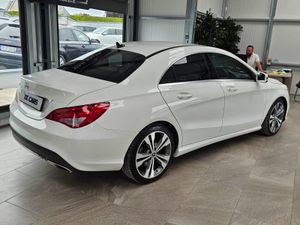 18 MERCEDES BENZ CLA URBAN PETROL - Image 4