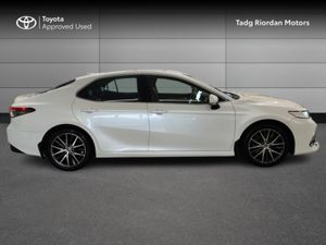 Toyota Camry PLATINUM EDITION 4 4DR AUTO - Image 3