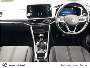 Volkswagen T-Roc 1.0TSI 110BHP LIFE WITH REAR VIEW - Image 3