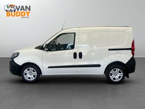 Fiat Doblo 1.3 MultiJetII L1 H1 Euro 6 (s/s) 4dr - Image 2
