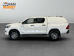 Toyota Hilux 2.4 D-4D Invincible X Auto 4WD Euro 6 - Image 2
