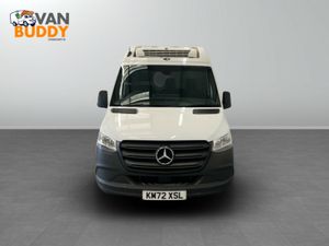 Mercedes-Benz Sprinter 2.0 317 CDI Progressive RWD - Image 4
