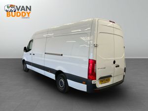 Mercedes-Benz Sprinter 2.0 315 CDI Progressive RWD - Image 2
