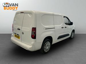 Vauxhall Combo 1.5 Turbo D 2300 Sportive L2 H1 Eur - Image 3
