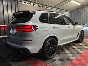2025 251 BMW X5 50e M-Sport Pro Plus Auto - Image 3