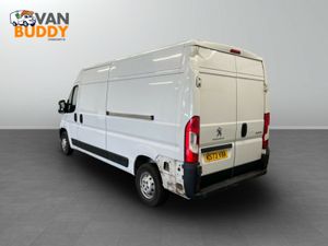 Peugeot Boxer 2.2 BlueHDi 335 Professional Premium - Image 2
