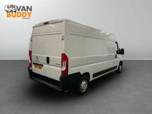 Peugeot Boxer 2.2 BlueHDi 335 Professional Premium - Image 3