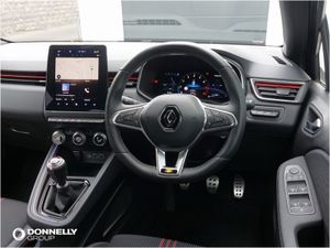 Renault Clio Hatchback RS Line - Image 4