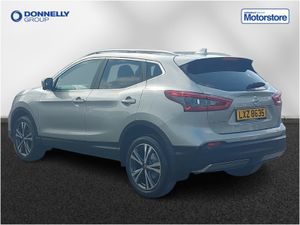Nissan Qashqai Hatchback N-Connecta - Image 2