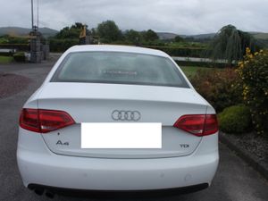 Audi A4 2.0 TDI SE,  2012 - Image 2