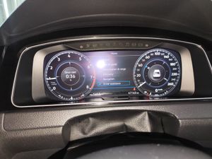 Golf R Line Low Millage - Image 3