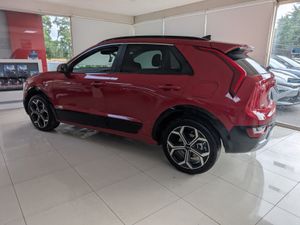 Kia Niro HEV 2025 (Demo) - Image 3