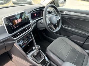 Volkswagen T-Roc Style 75 PLS 2.0tdi 116HP - Image 3