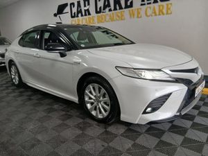 Toyota Camry 2.5 Petrol Hybrid Automatic Finance - Image 3