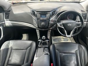 2016 HYUNDAI i40 EXECUTIVE PLUS 1.7d - Image 2
