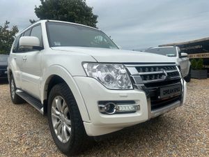 N1 MISTUBISHI PAJERO 3.2 CREWCAB 5 SEATS(rare) - Image 4