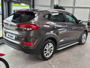 16 HYUNDAI TUCSON PREMIUM EDITION - Image 4