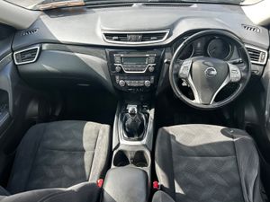 2017 NISSAN X TRAIL 7 SEATER 1.6 PETROL ACENTA - Image 2