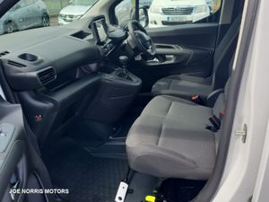 Peugeot Partner PRO PLUS 1.5 HDI 100 6.4.  5 YEAR - Image 3
