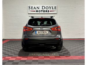 Nissan Qashqai 1.2 PET SE SUNROOF AUTOMATIC - Image 4