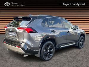 Toyota RAV4 SPORT HYBRID // HEATED LEATHER SEATS / - Image 2