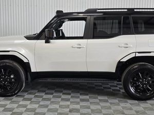 Toyota Landcruiser Brand New VAT Q - Image 3
