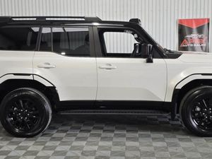 Toyota Landcruiser Brand New VAT Q - Image 4