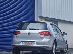 Volkswagen Golf Automatic - Image 3