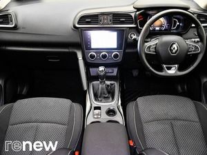 Renault KADJAR Equilibre TCe 140 My22 5DR - Image 2