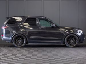 2018 Land Rover Discovery 3.0TD6 HSE 7 Seater - Image 2