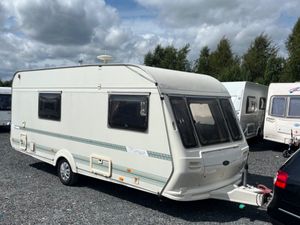 Coachman 4/5 Berth MINT STARTER Caravan - Image 3
