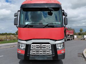 2015 Renault T520 - Image 2