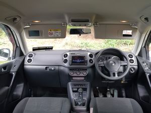 VW Tiguan 152 WARRANTY, Service history Bluemotion - Image 3