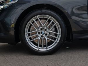 BMW i5 Edrive40 Sport Edition Saloon - Image 4