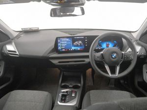 BMW 1 Series 120 Sport - Image 4