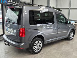 17 VOLKSWAGEN CADDY MAXI 7 SEATER  W/AIR-CON - Image 4