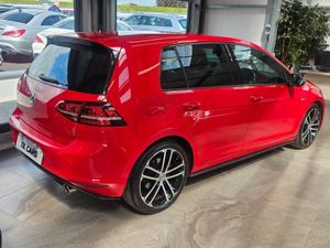 16 VOLKSWAGEN GOLF GTD 5 DOOR - Image 3