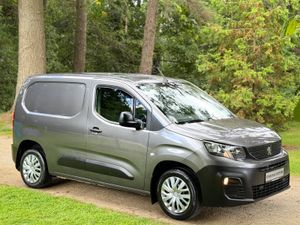 1.5HDI PROFESSIONAL PLUS 3SEATER * NO VAT * - Image 2