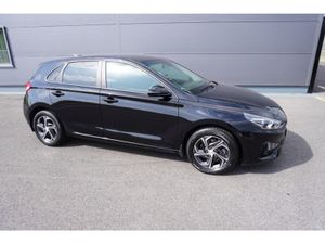 Hyundai i30 Deluxe 1.6 Crdi - Image 2